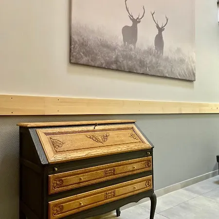 Karolowy Pokoje&apartamenty Gasthof *
