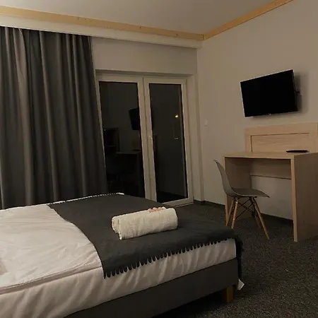 Karolowy Pokoje&apartamenty 게스트하우스