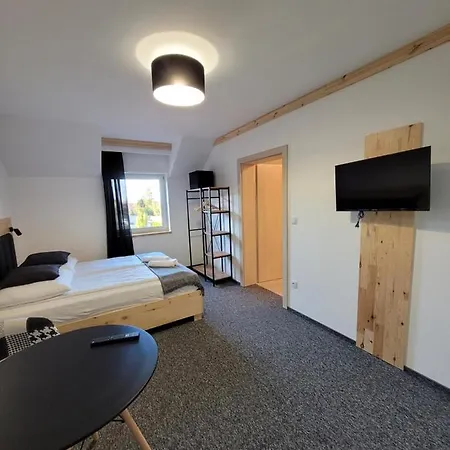 Karolowy Pokoje&apartamenty Гостевой дом Устронь