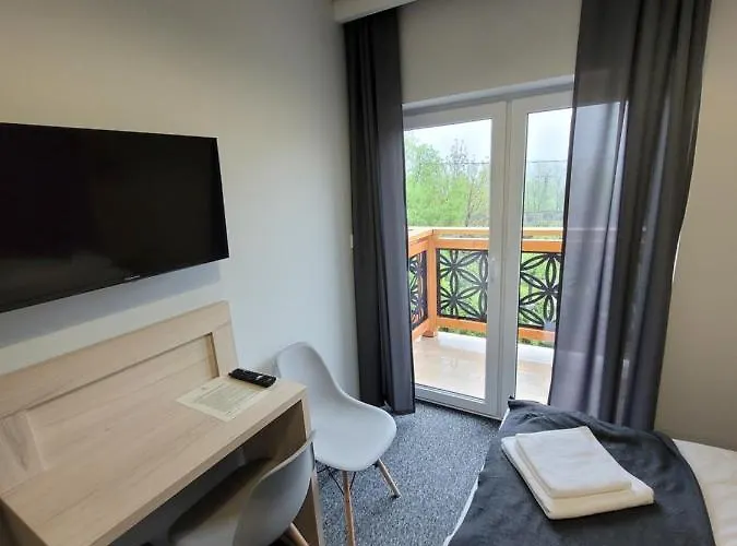 בית הארחה Karolowy Pokoje&apartamenty 3*