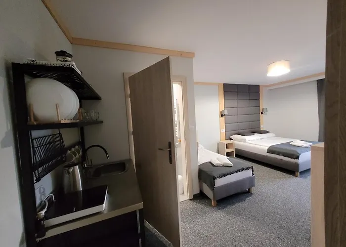 Karolowy Pokoje&apartamenty