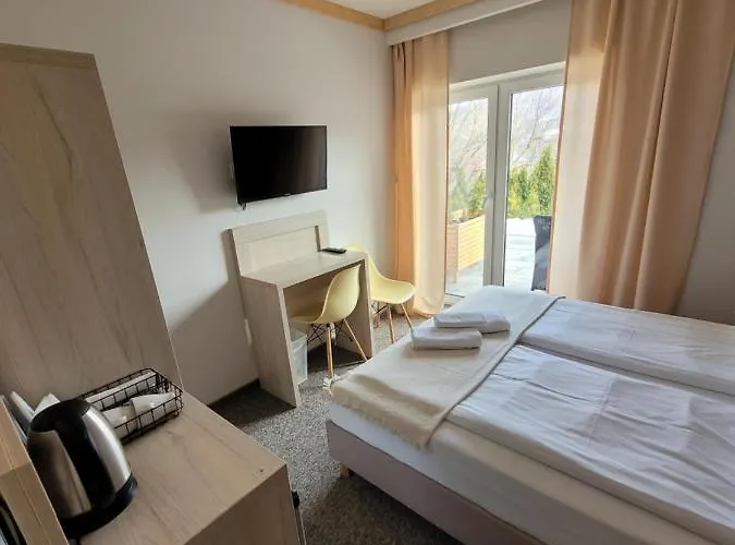 בית הארחה Karolowy Pokoje&apartamenty 3*