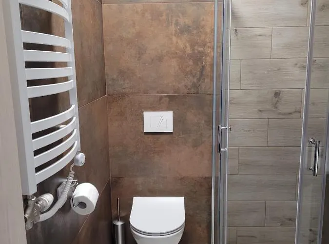 בית הארחה Karolowy Pokoje&apartamenty